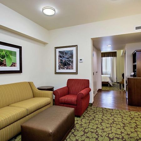 Hilton Garden Inn Lincoln Downtown/Haymarket Exteriör bild