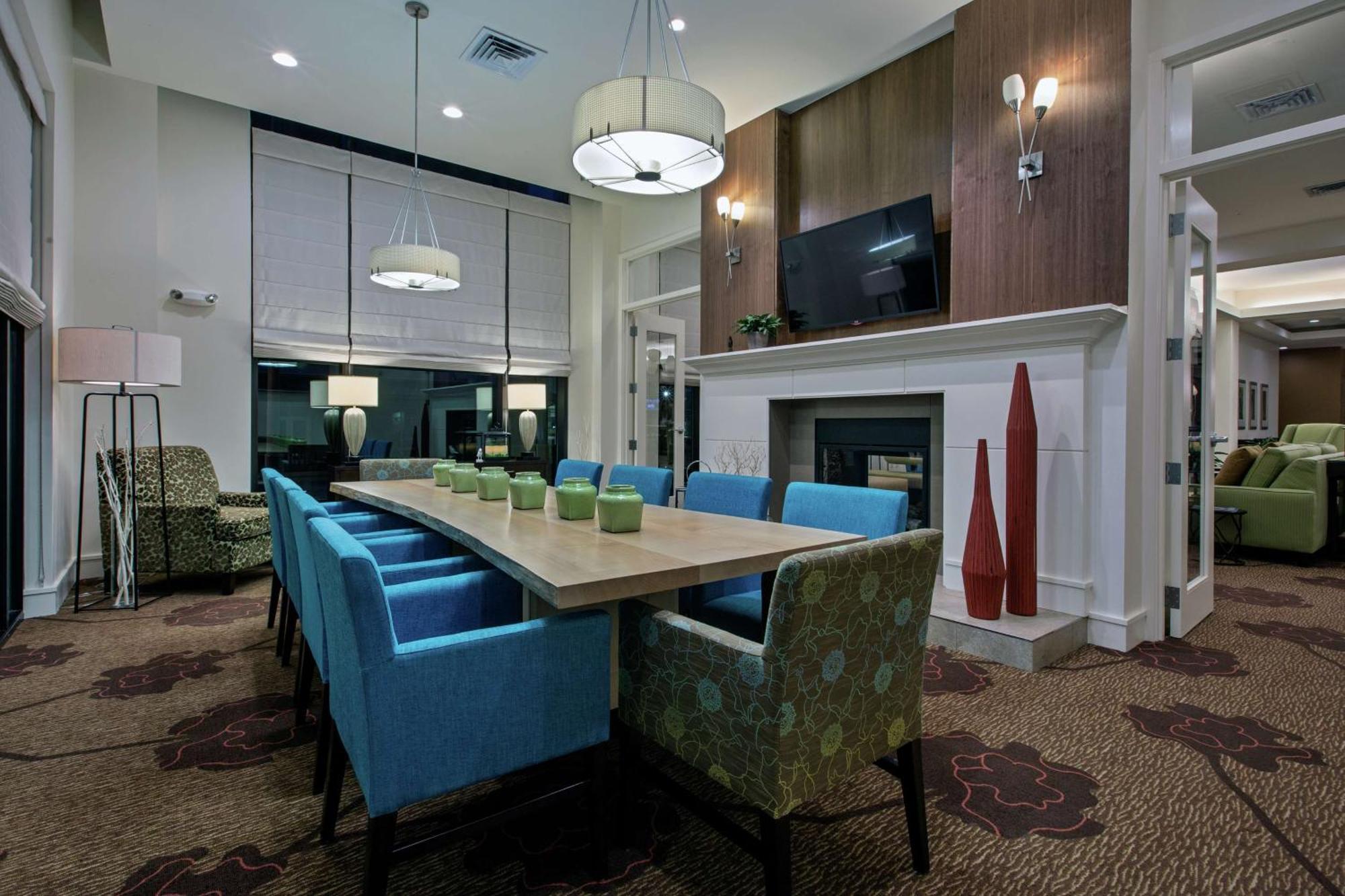Hilton Garden Inn Lincoln Downtown/Haymarket Exteriör bild